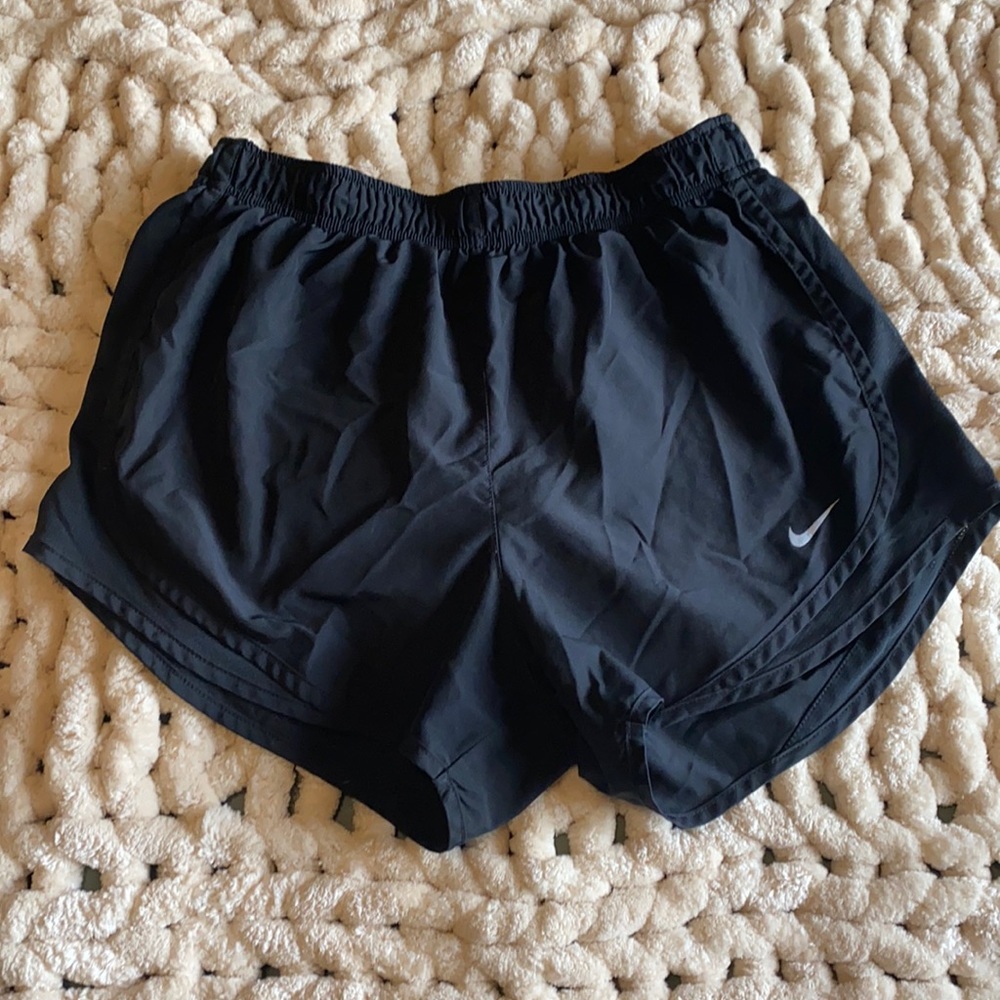 Black Nike shorts